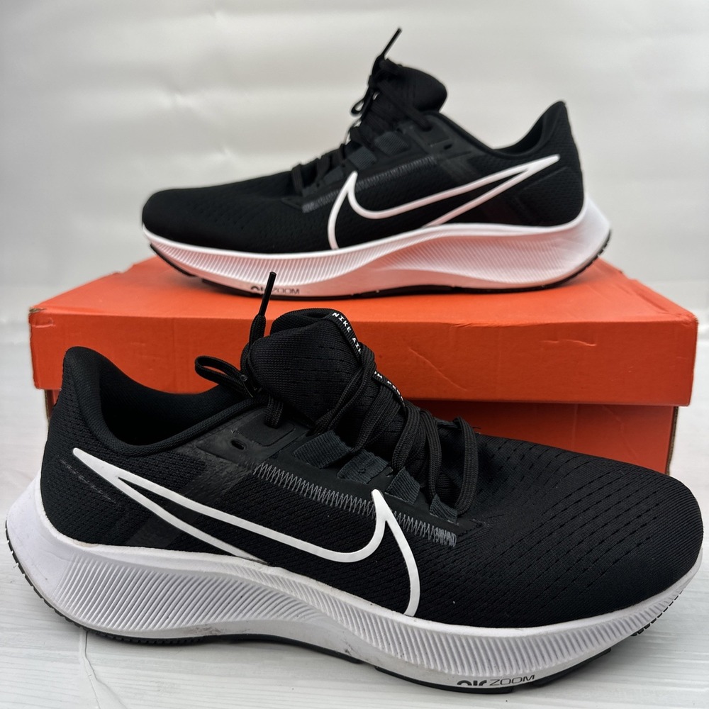 **EXCELLENT** Nike Air Zoom Pegasus 38 Sz 11 Black White CW7358-002